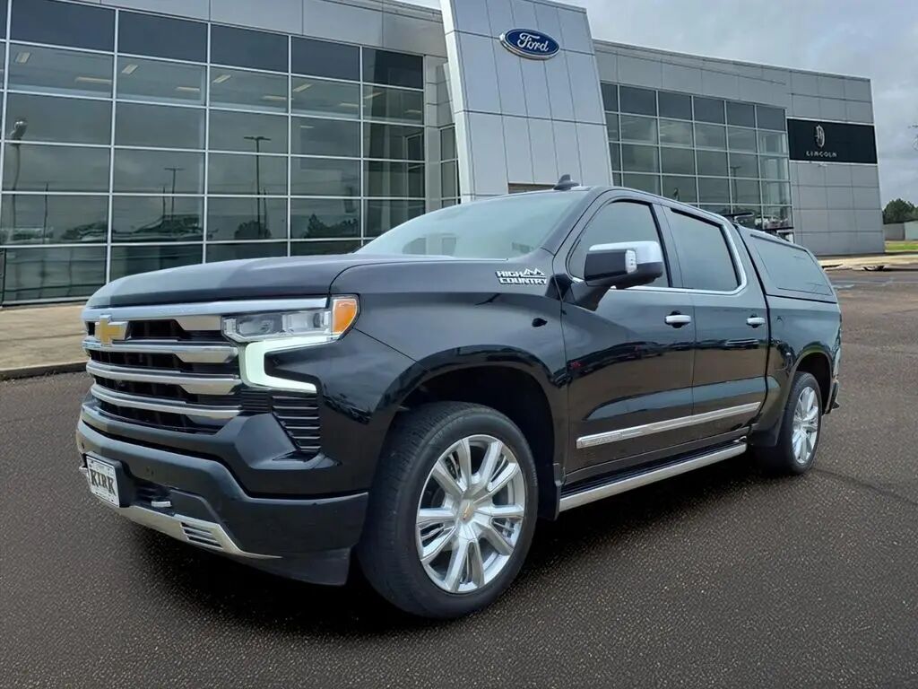 2024 Chevrolet Silverado 1500 High Country — photo 1 of 13