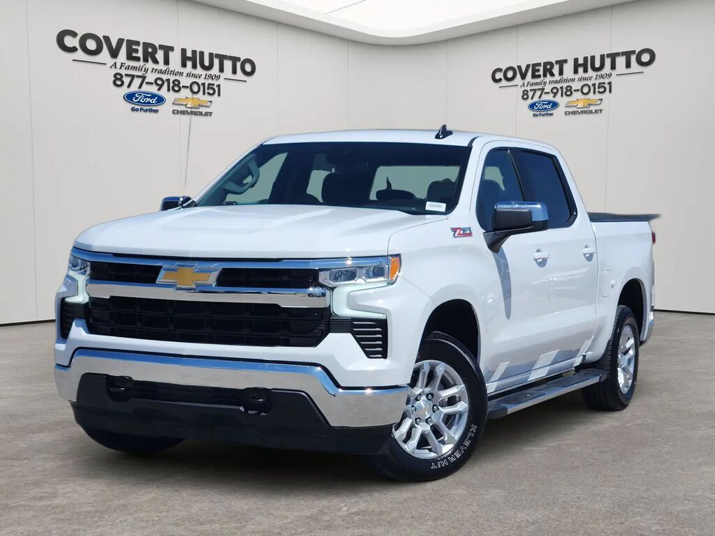 2025 Chevrolet Silverado 1500 LT — photo 1 of 13