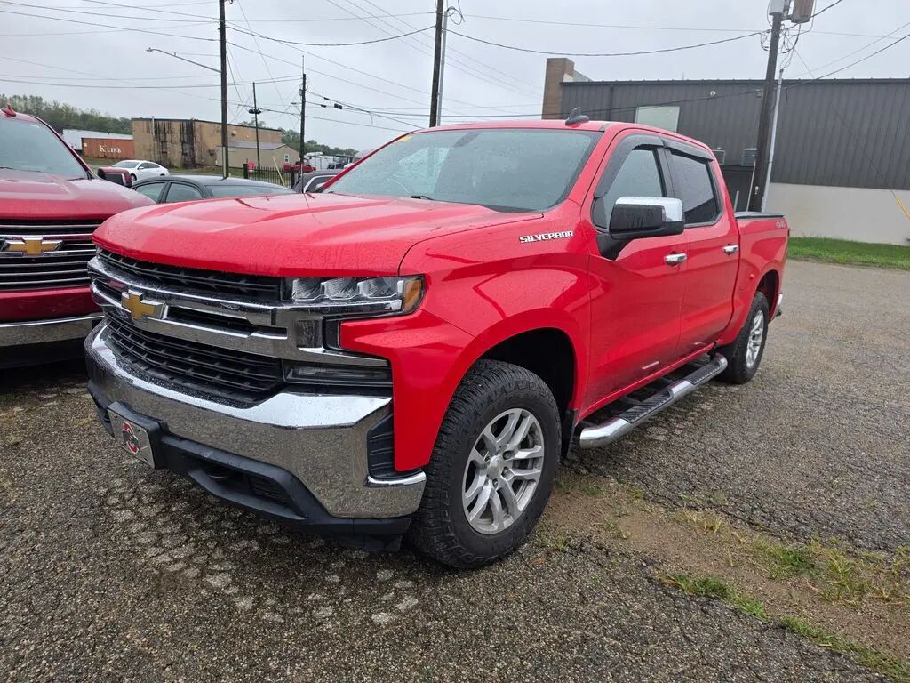 2019 Chevrolet Silverado 1500 LT — photo 1 of 11