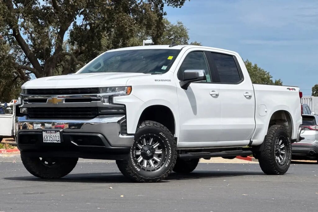 2021 Chevrolet Silverado 1500 LT — photo 1 of 1