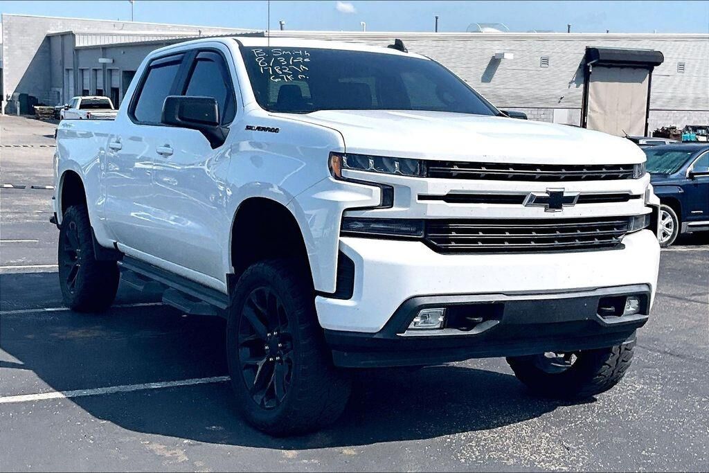 2019 Chevrolet Silverado 1500 RST — photo 1 of 14