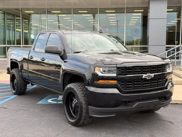 2018 Chevrolet Silverado 1500 Custom