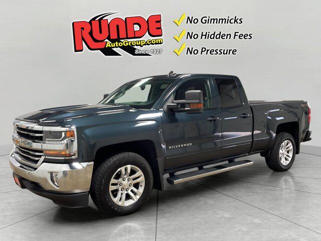 2017 Chevrolet Silverado 1500 LT — photo 1 of 1