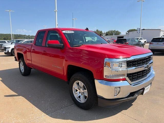 2016 Chevrolet Silverado 1500 LT — photo 1 of 13