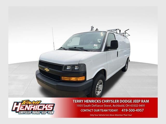 2022 Chevrolet Express 2500