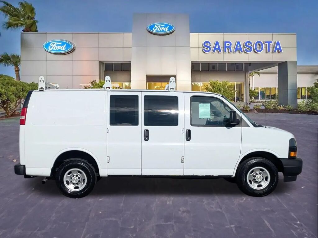 2020 Chevrolet Express 2500 — photo 1 of 13