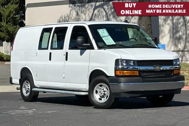 2025 Chevrolet Express 2500