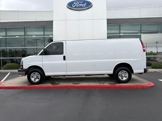 2016 Chevrolet Express 2500