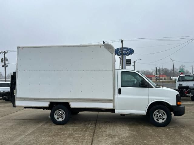 2015 GMC Savana 3500