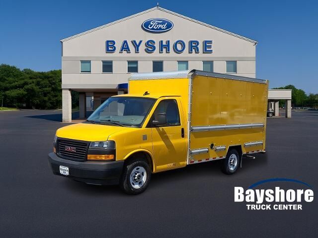 2021 GMC Savana 3500