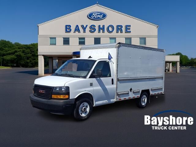 2021 GMC Savana 3500