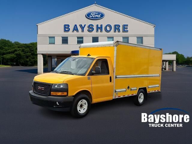 2021 GMC Savana 3500