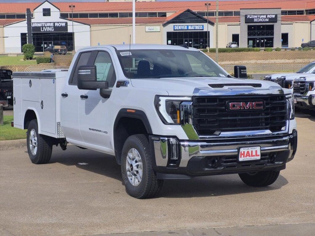 2026 GMC Sierra 2500HD Pro — photo 1 of 13