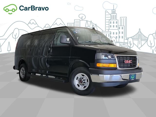 2025 GMC Savana Passenger LT