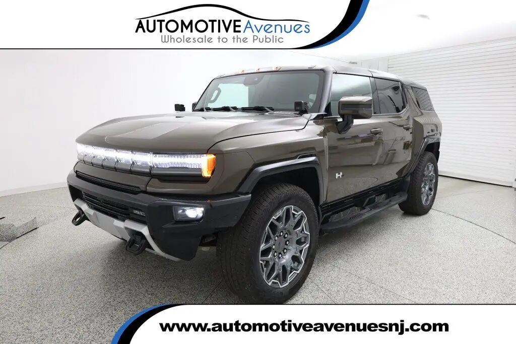 2025 GMC HUMMER EV SUV 3X — photo 1 of 13