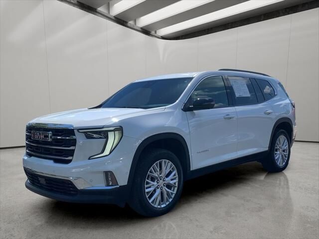 2024 GMC Acadia Elevation