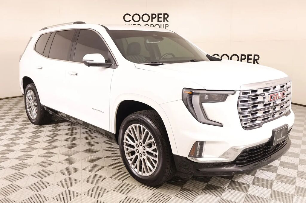 2025 GMC Acadia Denali — photo 1 of 13