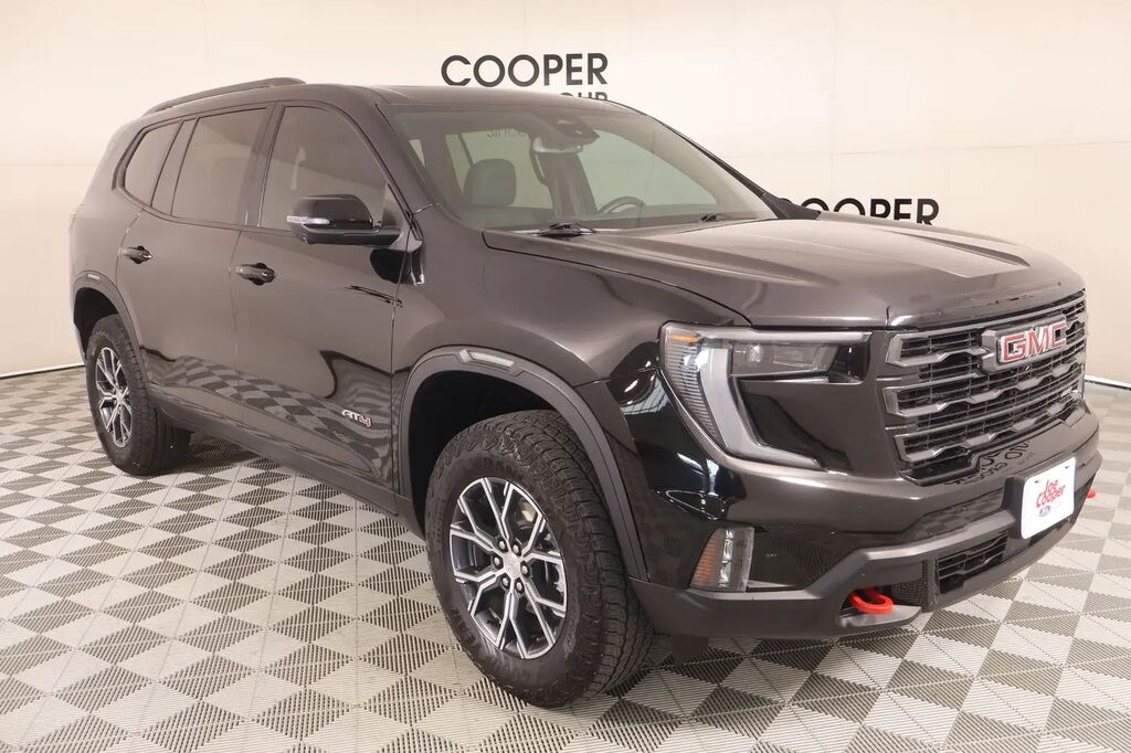 2024 GMC Acadia AT4 — photo 1 of 13