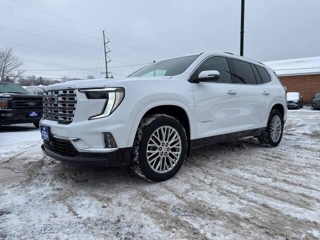 2024 GMC Acadia Denali