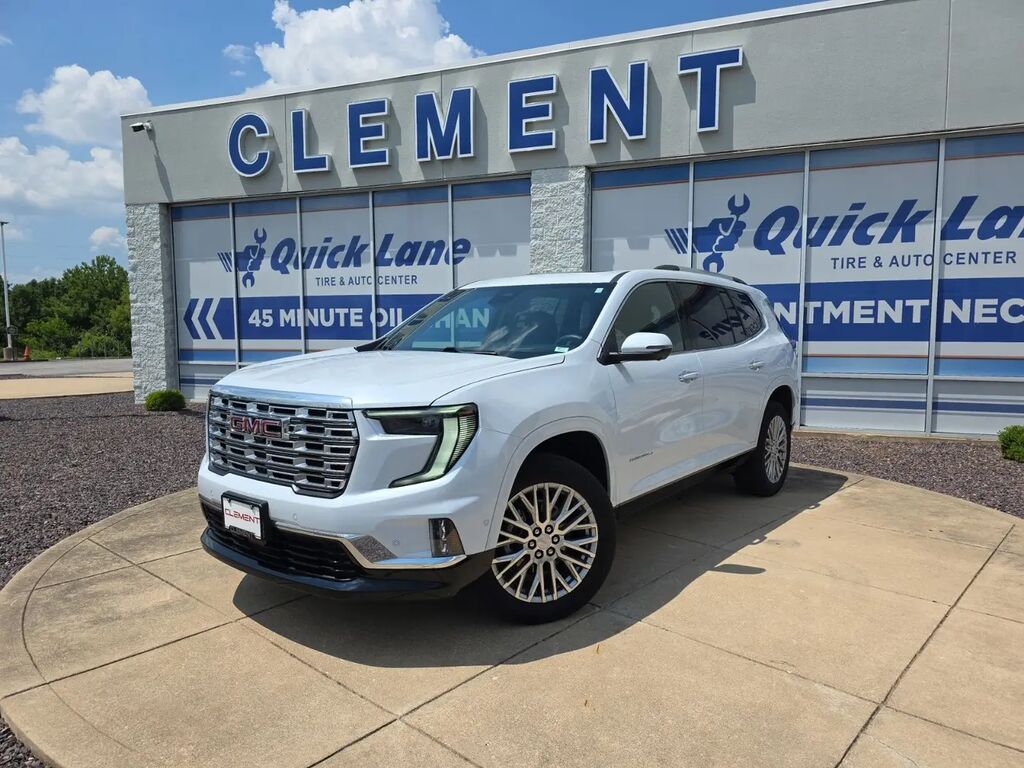 2026 GMC Acadia Denali — photo 1 of 13