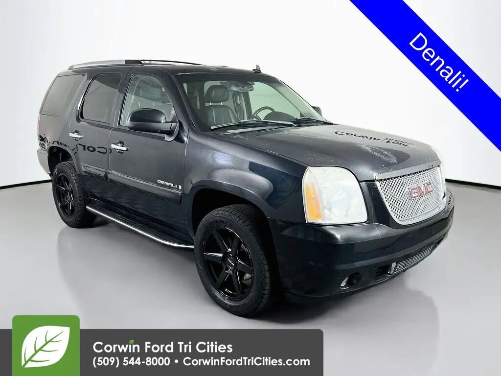 2007 GMC Yukon Denali — photo 1 of 13