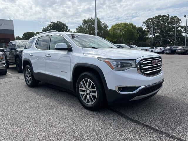 2017 GMC Acadia SLE-2
