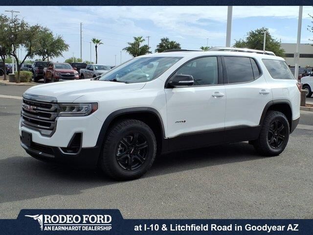 2023 GMC Acadia AT4