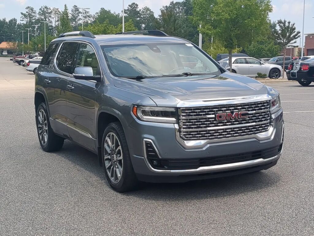 2022 GMC Acadia Denali — photo 1 of 13