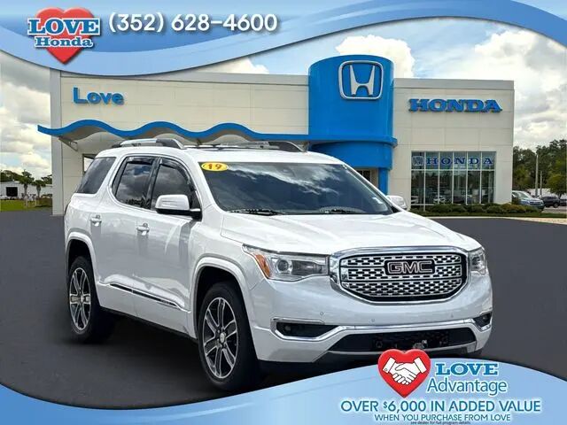 2019 GMC Acadia Denali — photo 1 of 13