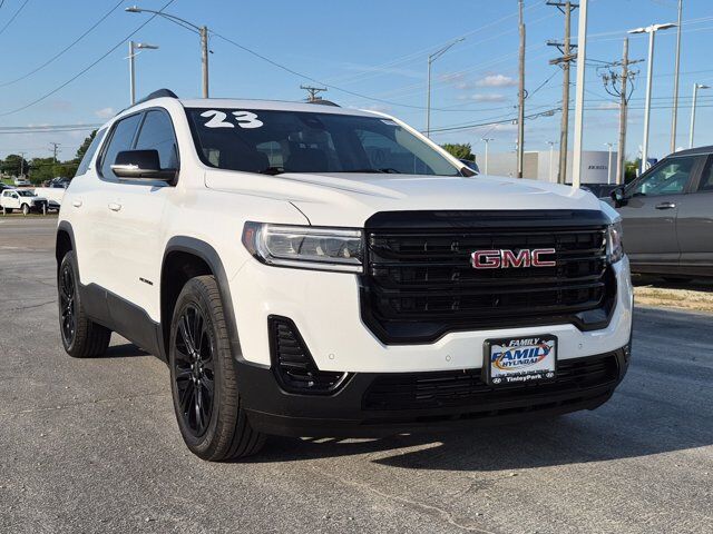 2023 GMC Acadia SLE
