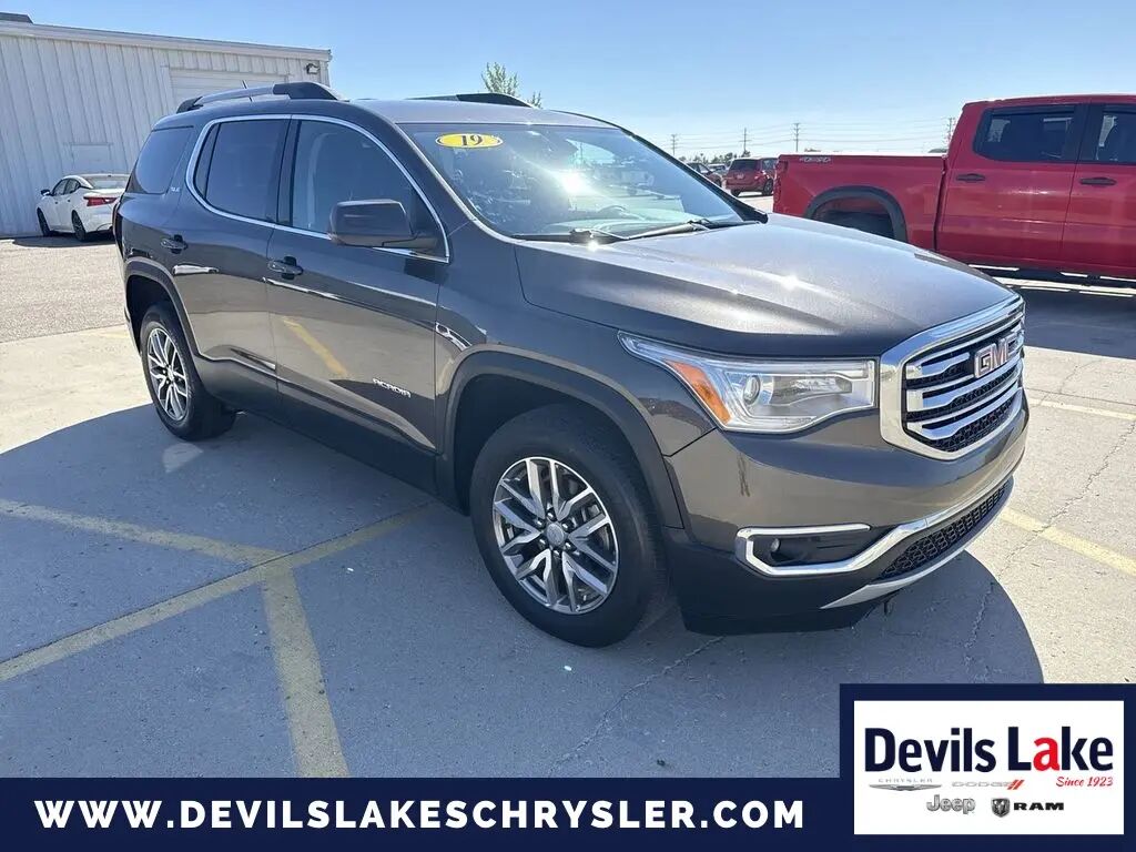 2019 GMC Acadia SLE-2 — photo 1 of 12