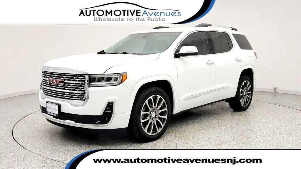 2023 GMC Acadia Denali — photo 1 of 13