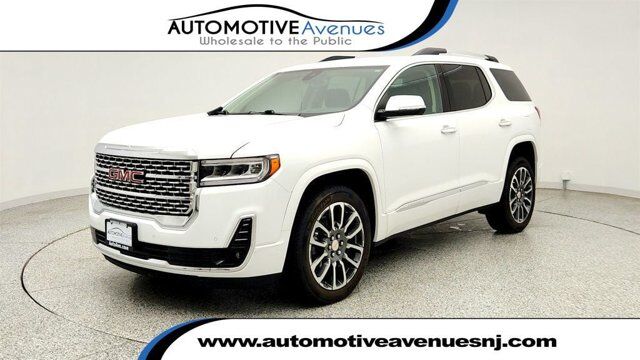 2022 GMC Acadia Denali — photo 1 of 13