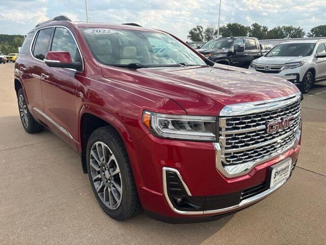 2022 GMC Acadia Denali