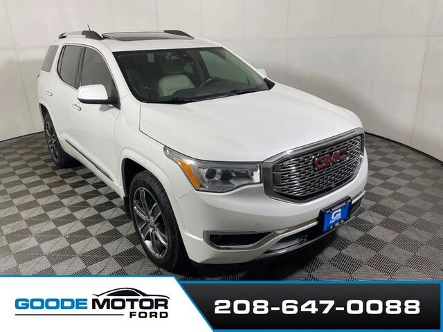 2017 GMC Acadia Denali