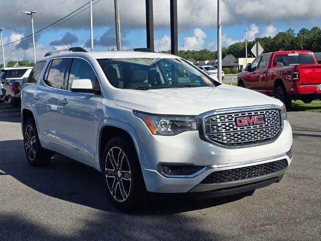 2019 GMC Acadia Denali — photo 1 of 13