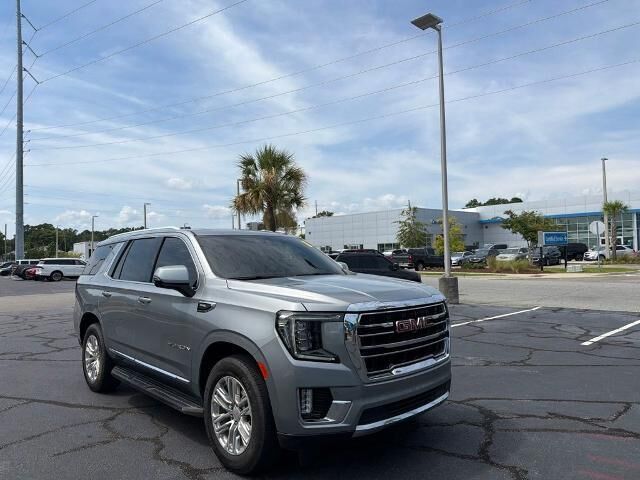 2024 GMC Yukon SLT