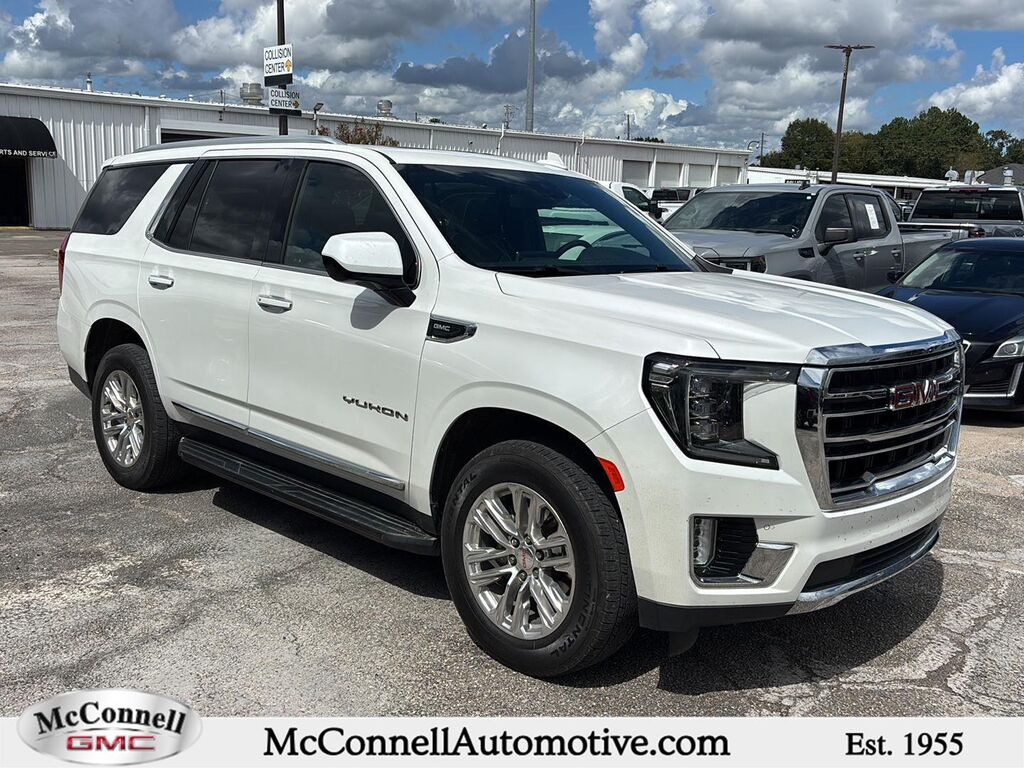 2023 GMC Yukon SLT — photo 1 of 13