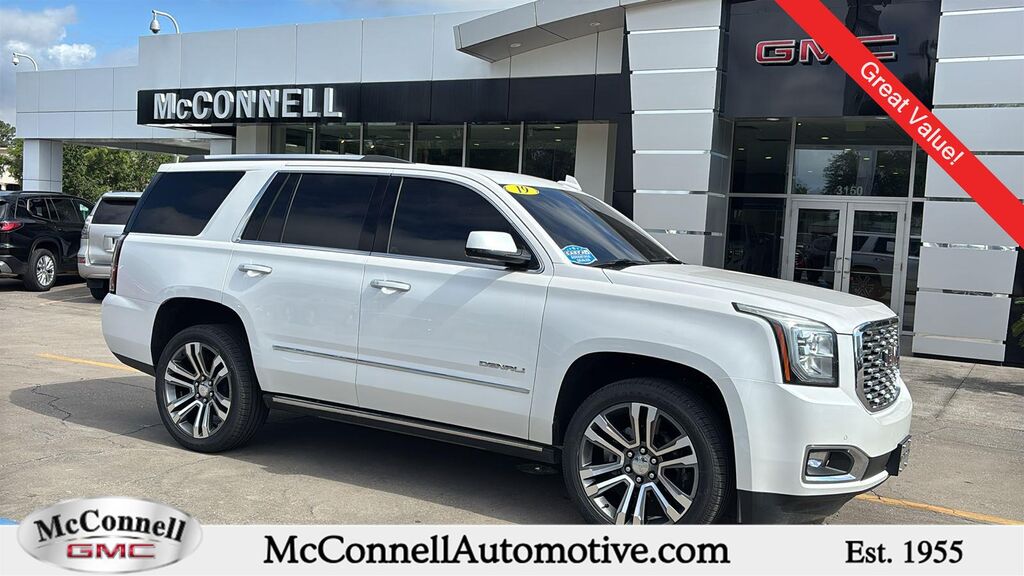 2019 GMC Yukon Denali — photo 1 of 13