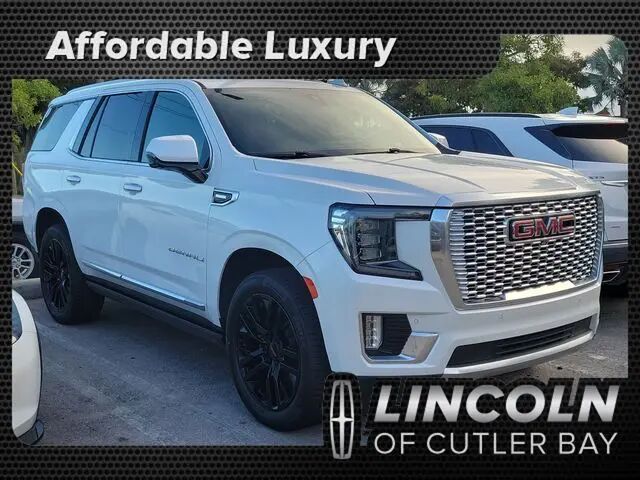 2022 GMC Yukon Denali — photo 1 of 13