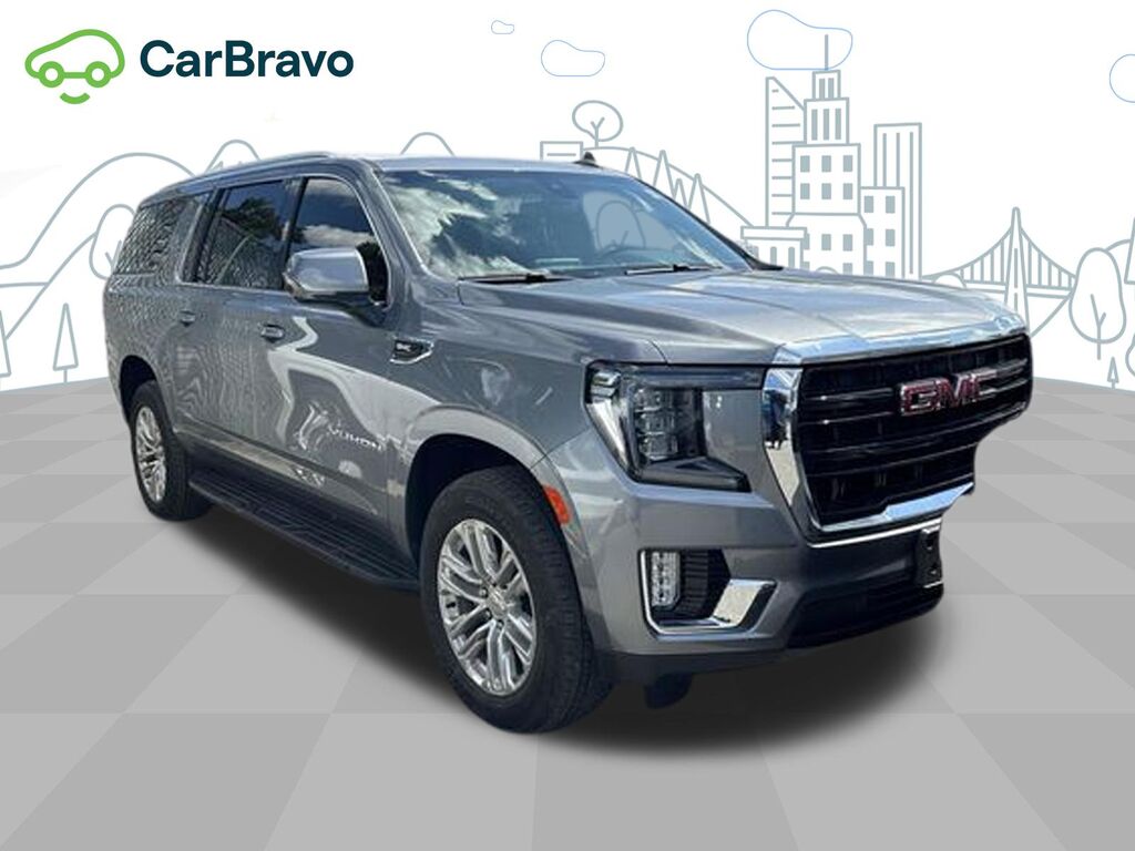 2022 GMC Yukon XL SLE — photo 1 of 6