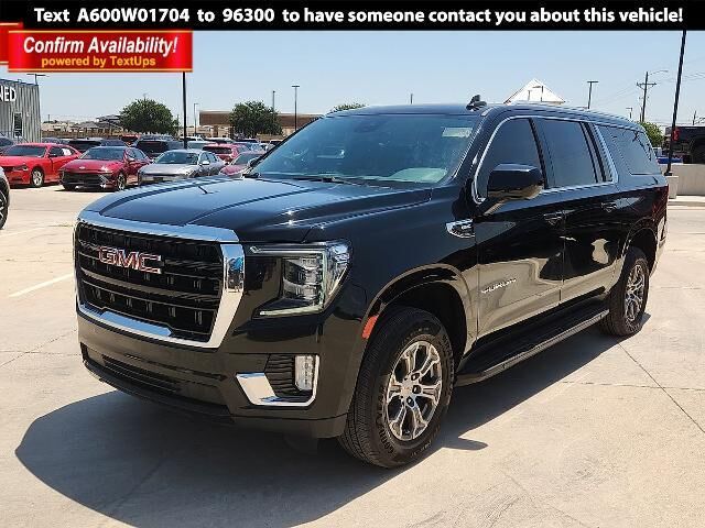 2023 GMC Yukon XL SLE