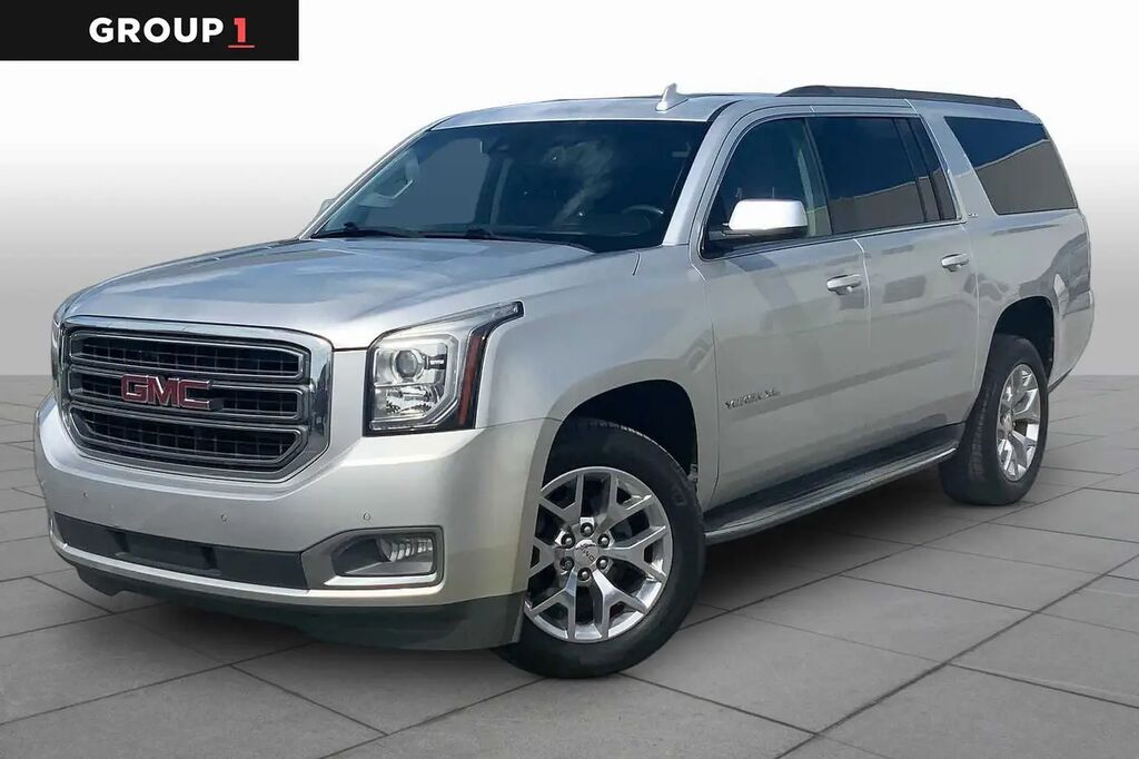 2017 GMC Yukon XL SLT — photo 1 of 13