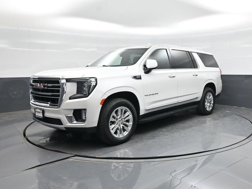 2024 GMC Yukon XL SLT — photo 1 of 1