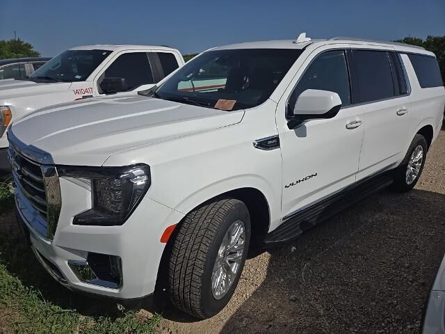 2024 GMC Yukon XL SLT