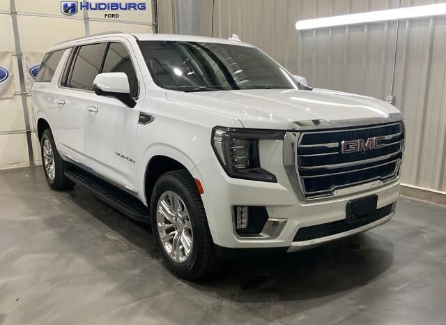 2021 GMC Yukon XL SLT
