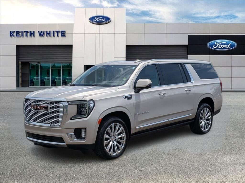 2022 GMC Yukon XL Denali — photo 1 of 1