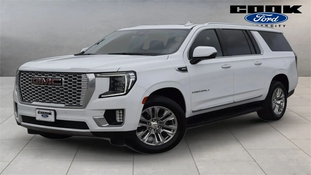 2024 GMC Yukon XL Denali — photo 1 of 13