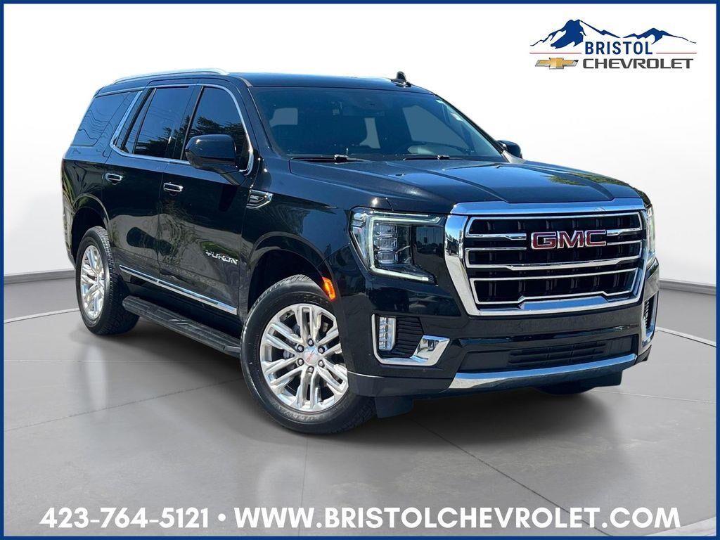 2023 GMC Yukon SLT — photo 1 of 12