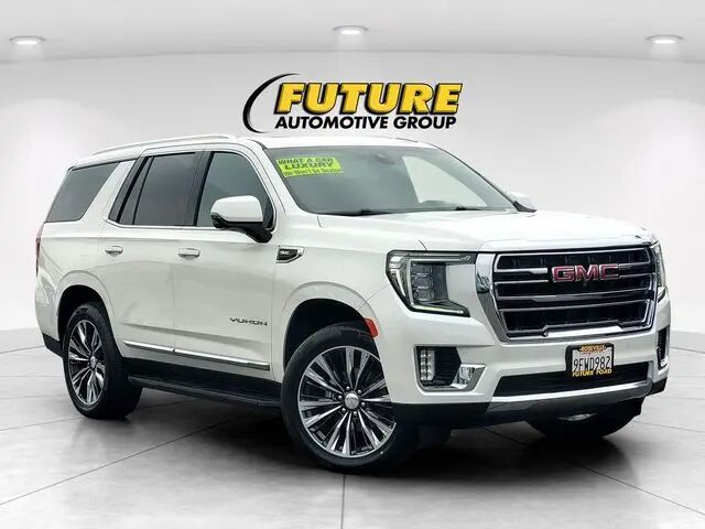 2022 GMC Yukon SLT — photo 1 of 13